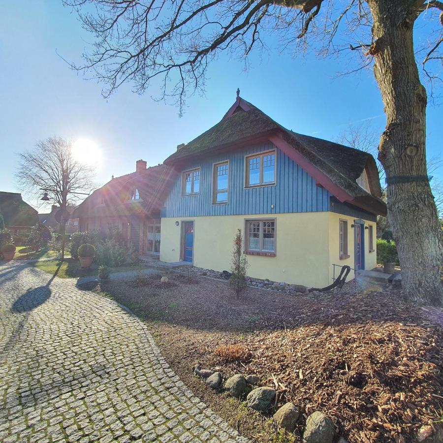 "Schiffszimmermannshaus" By Ferienhaus Strandgut Born Extérieur photo
